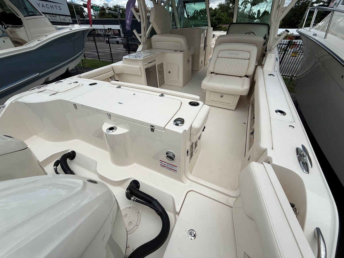 GRADY-WHITE FREEDOM 325, photo 13