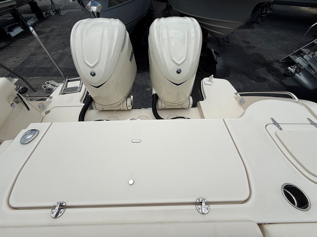 GRADY-WHITE FREEDOM 325, photo 21