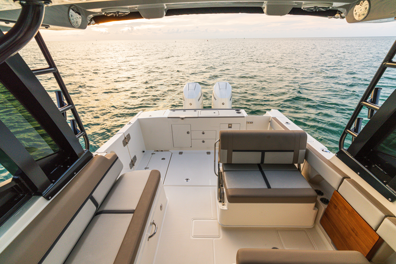 BOSTON WHALER 330 VANTAGE, photo 27