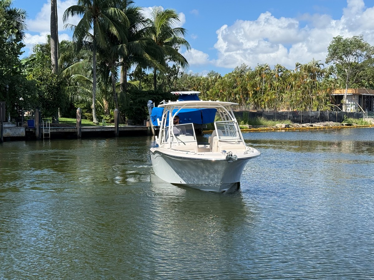 GRADY-WHITE FREEDOM 235, photo 7