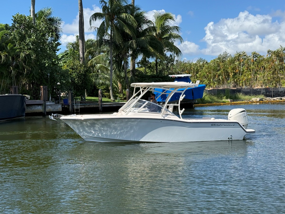GRADY-WHITE FREEDOM 235, photo 9