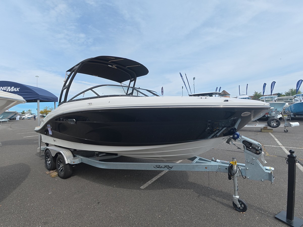 SEA RAY SPX 210 OUTBOARD, photo 2