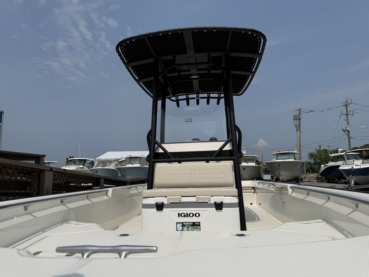 BOSTON WHALER 210 MONTAUK, photo 13