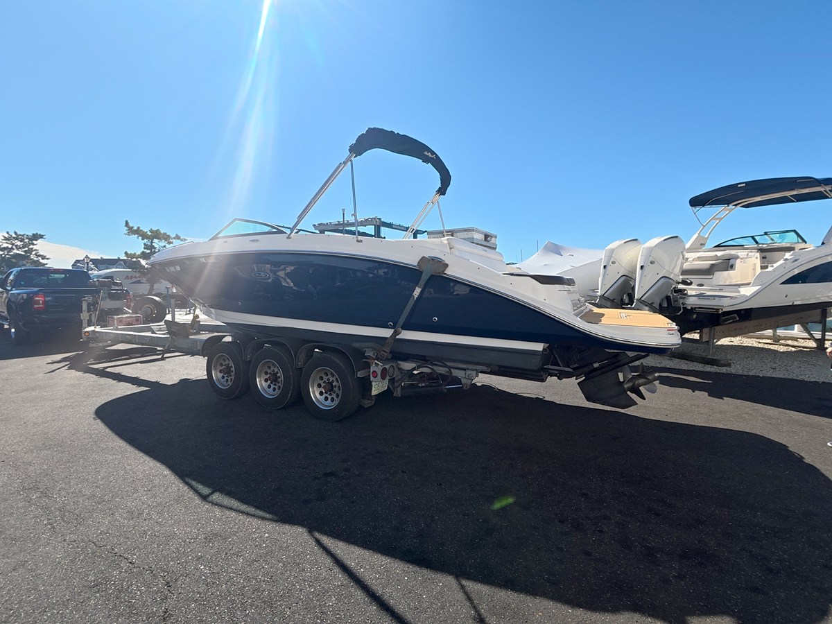 Sea Ray 270 SDX — 2020 Sea Ray 270 SDX — photo 3