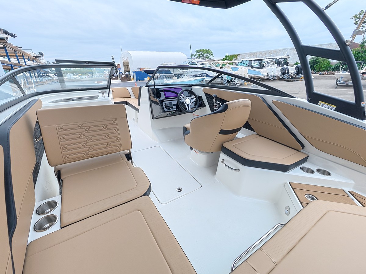 SEA RAY SPX 210 OUTBOARD, photo 8