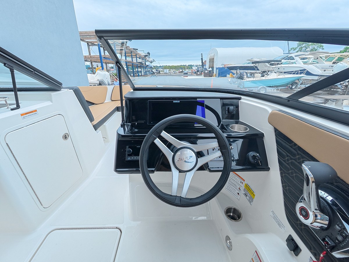SEA RAY SPX 210 OUTBOARD, photo 14