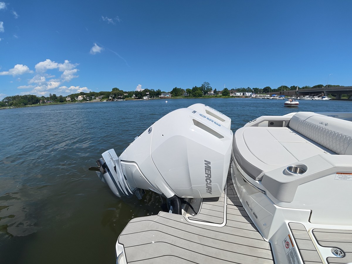 SEA RAY SLX 310 OUTBOARD, photo 11
