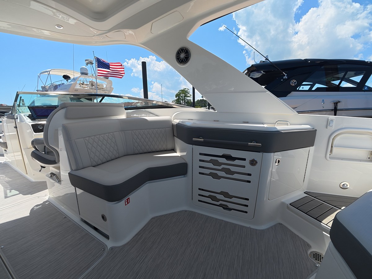SEA RAY SLX 310 OUTBOARD, photo 18