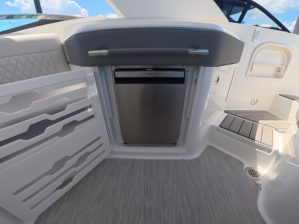 SEA RAY SLX 310 OUTBOARD, photo 22
