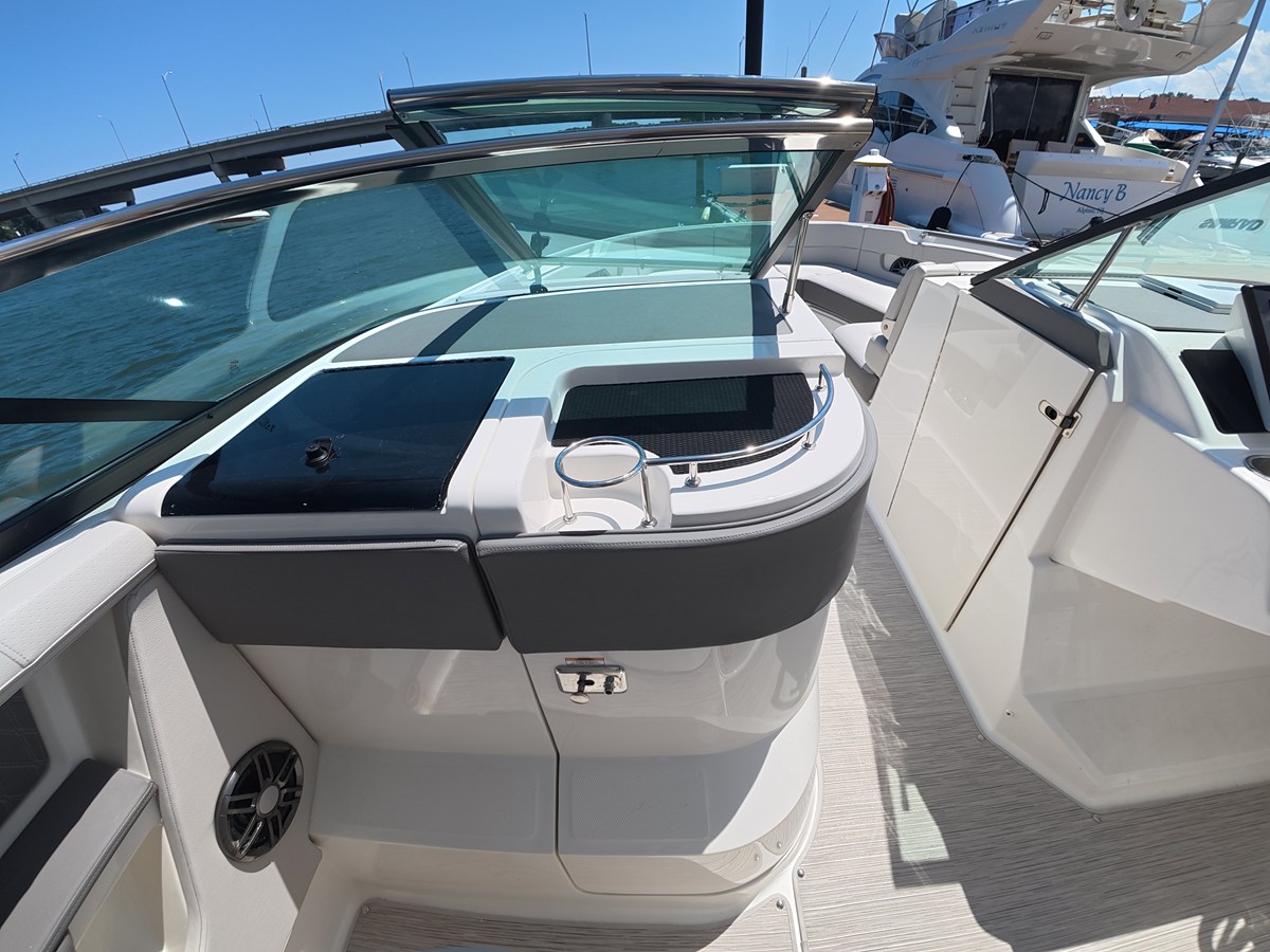SEA RAY SLX 310 OUTBOARD, photo 28