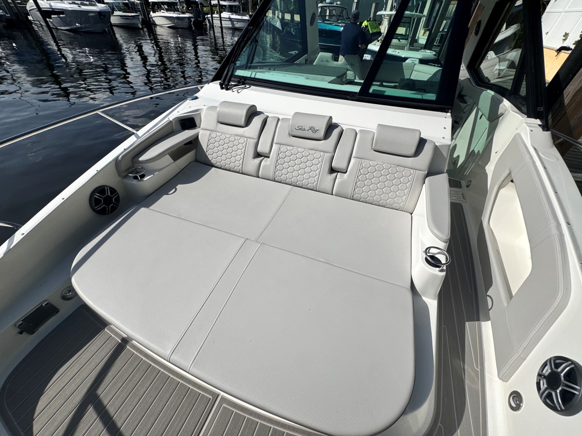 SEA RAY SUNDANCER 320 OUTBOARD, photo 26