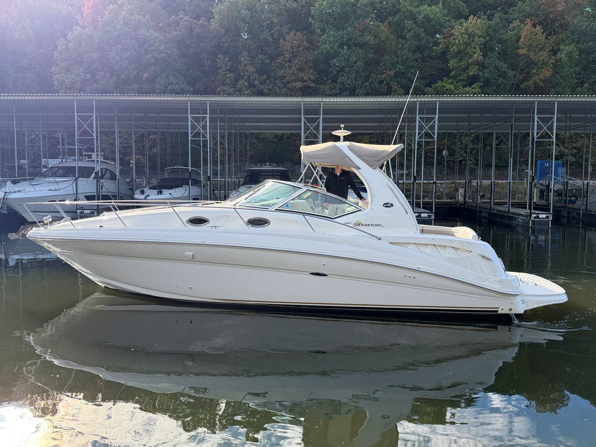 Sea Ray SUNDANCER 320 — 2002 Sea Ray Sundancer 320