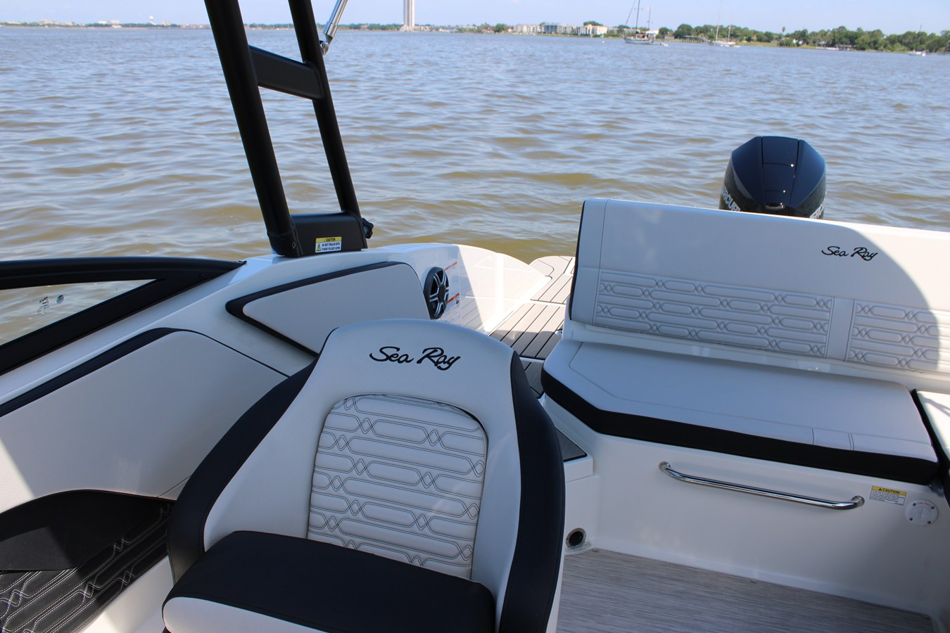 SEA RAY SPX 210 OUTBOARD, photo 18