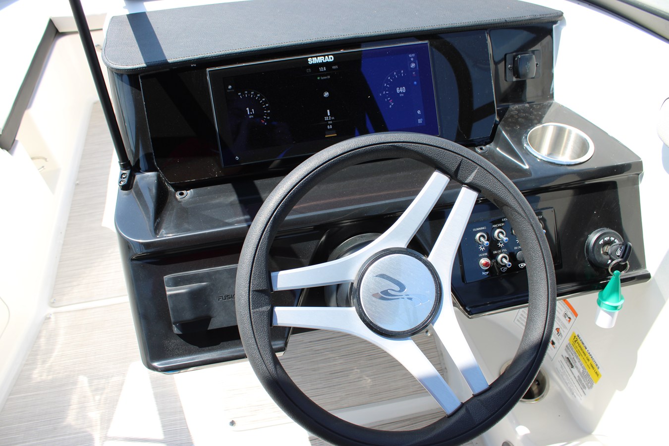 SEA RAY SPX 210 OUTBOARD, photo 36
