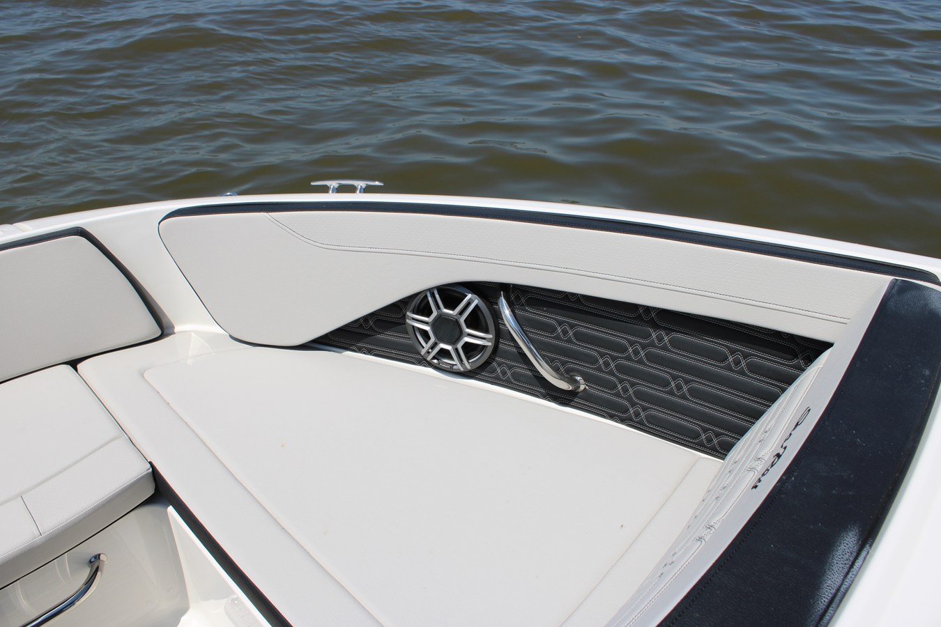 SEA RAY SPX 210 OUTBOARD, photo 40