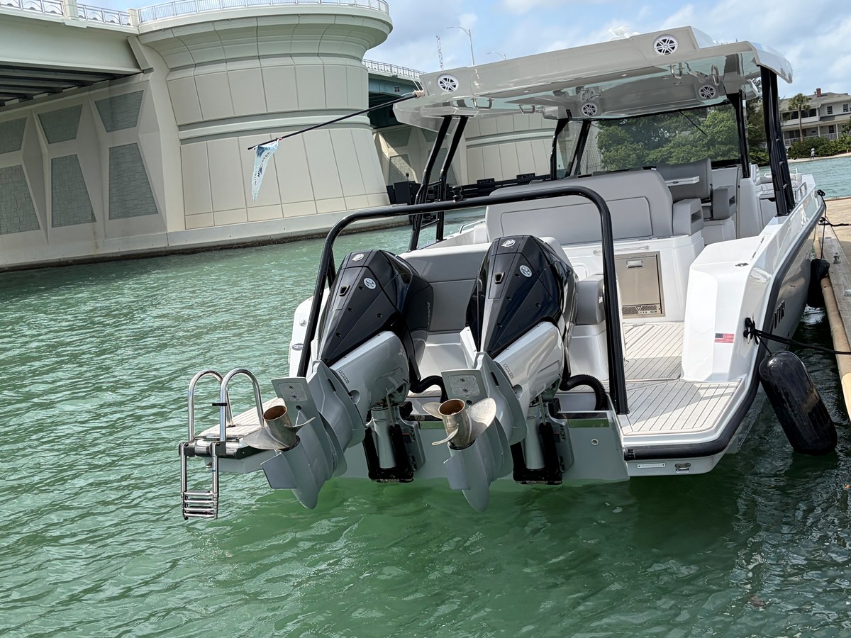 Cruisers Yachts 38 VTR — 2026 Cruisers Yachts 38 VTR — fotoğraf 4
