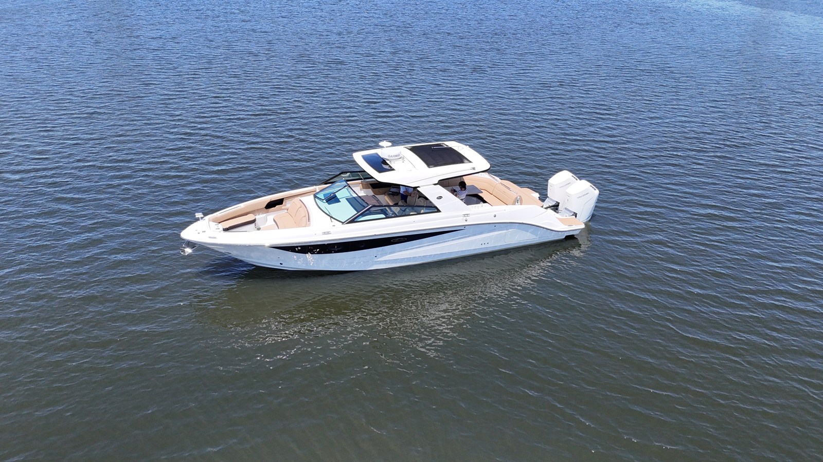 Sea Ray SLX 400 Outboard — 2026 Sea Ray SLX 400 Outboard — photo 3