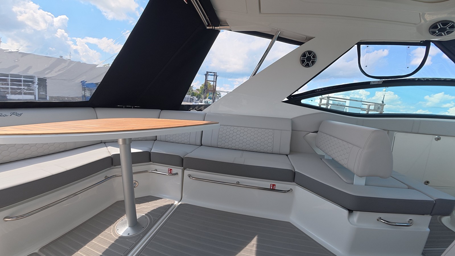 SEA RAY SUNDANCER 320 OUTBOARD, photo 7