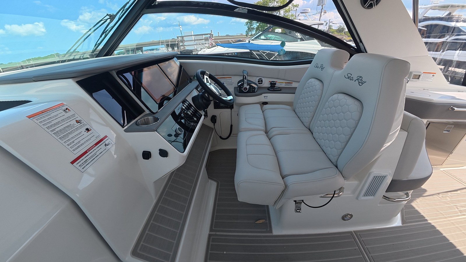 SEA RAY SUNDANCER 320 OUTBOARD, photo 15