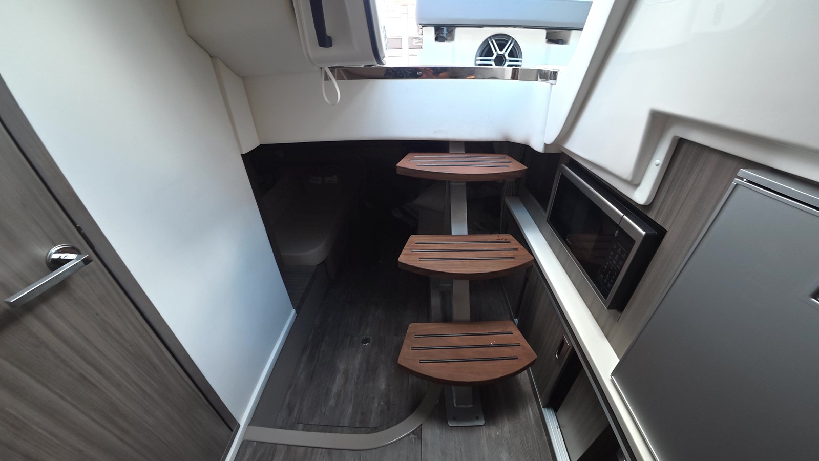 SEA RAY SUNDANCER 320 OUTBOARD, photo 23