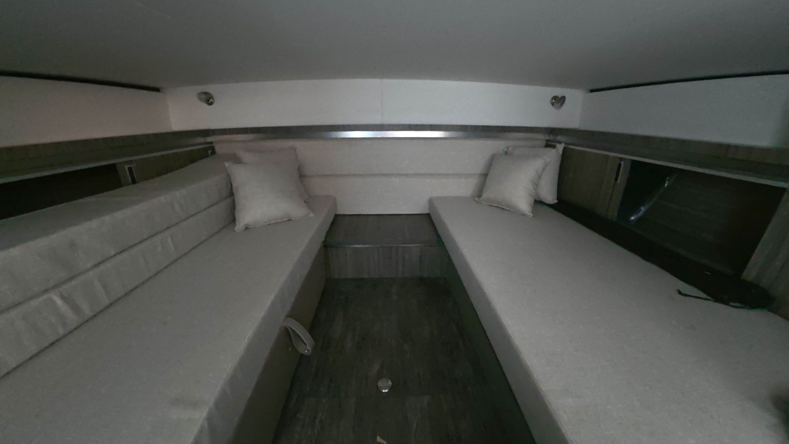SEA RAY SUNDANCER 320 OUTBOARD, photo 24