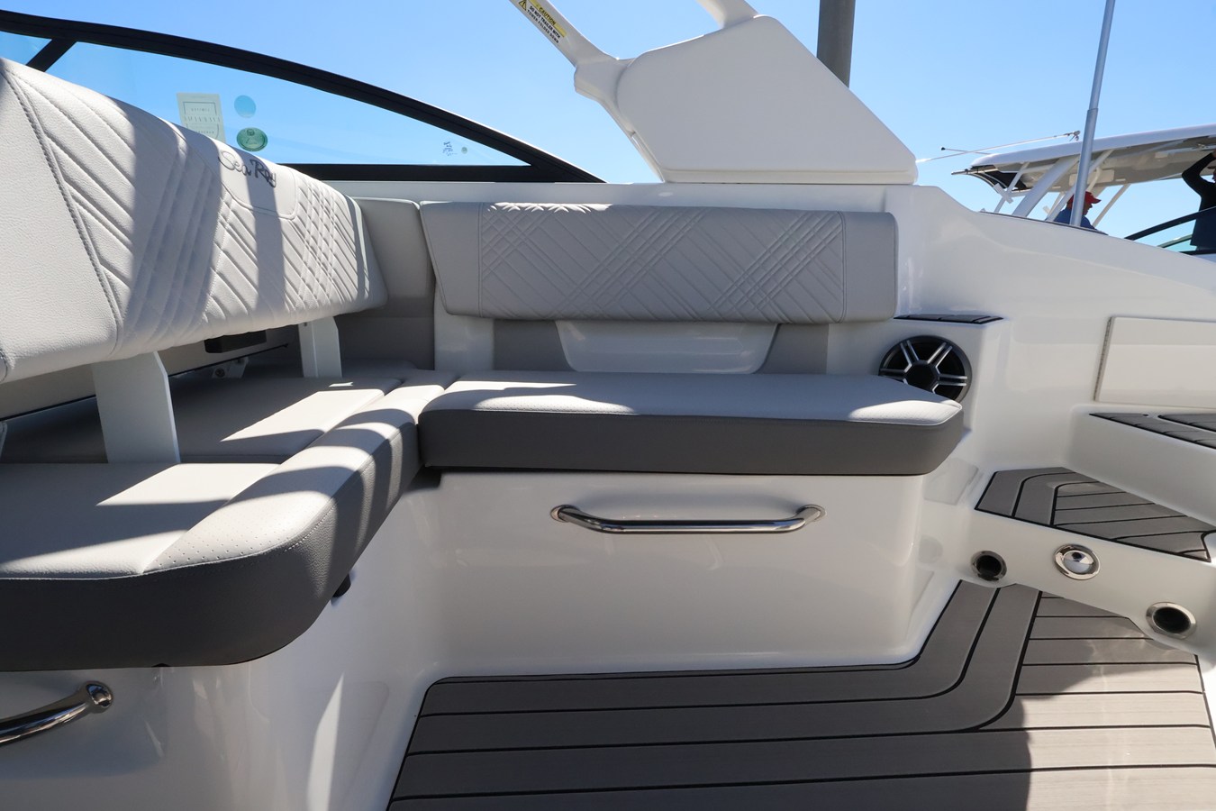 SEA RAY SDX 270 OUTBOARD, photo 17