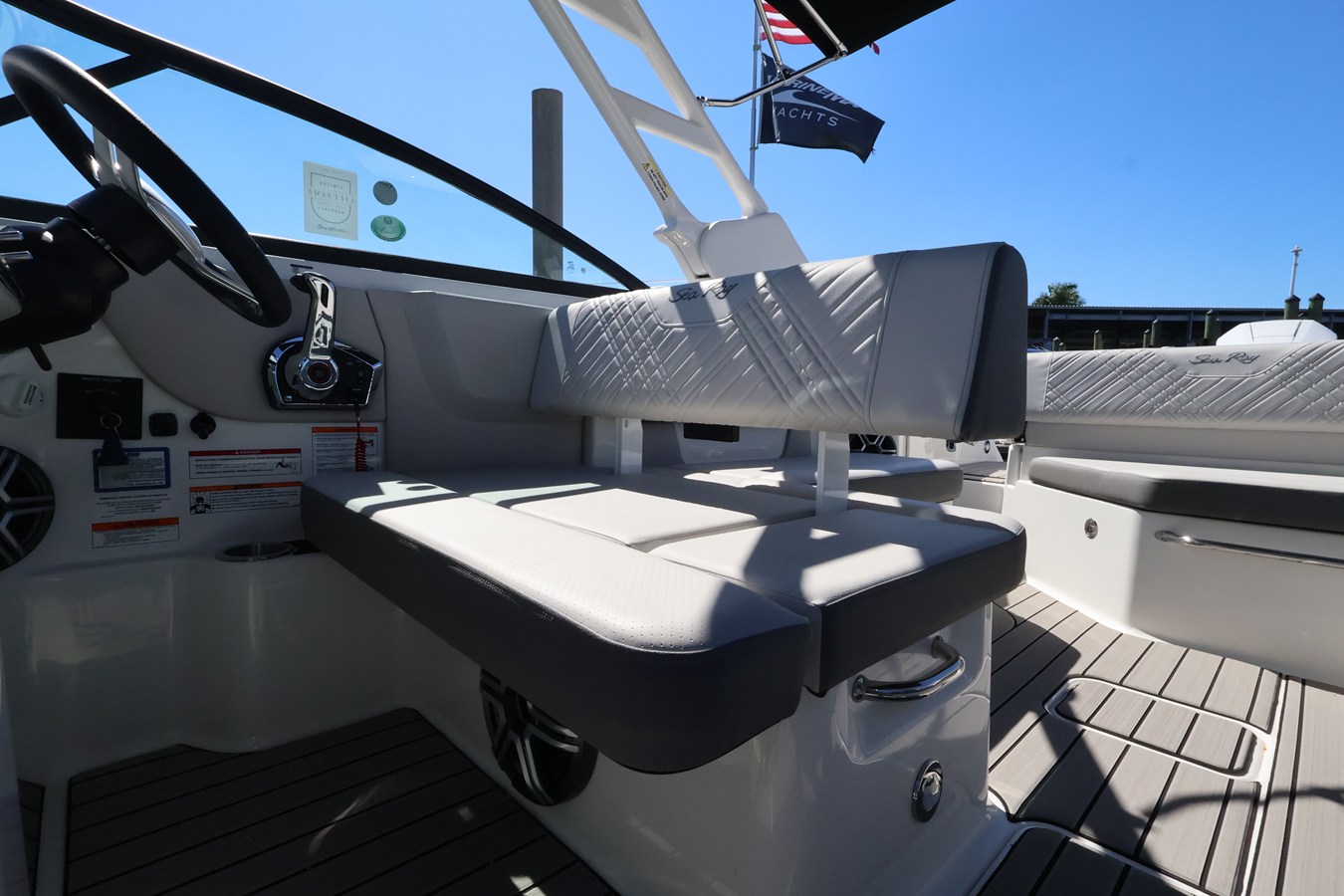 SEA RAY SDX 270 OUTBOARD, photo 21