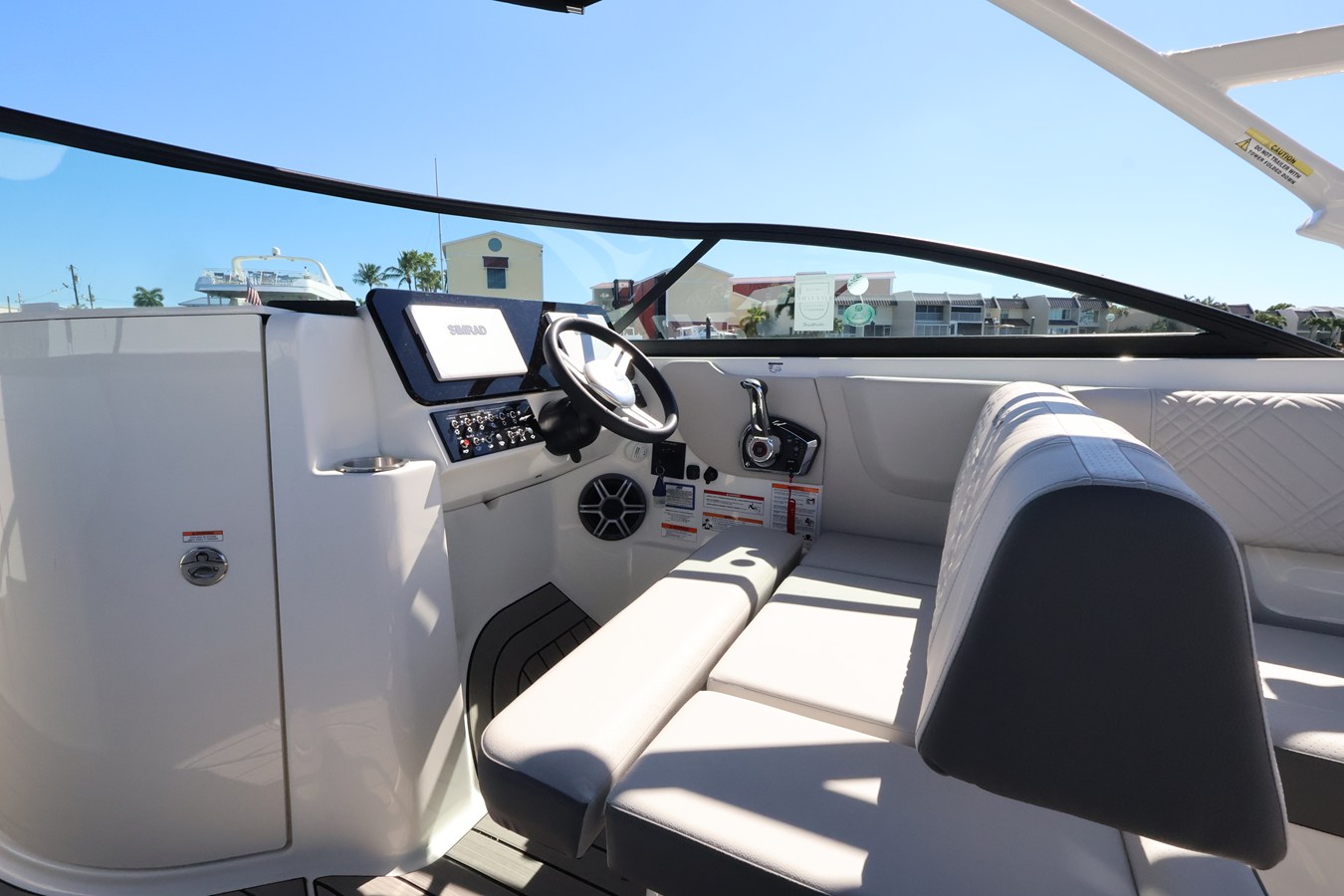 SEA RAY SDX 270 OUTBOARD, photo 22