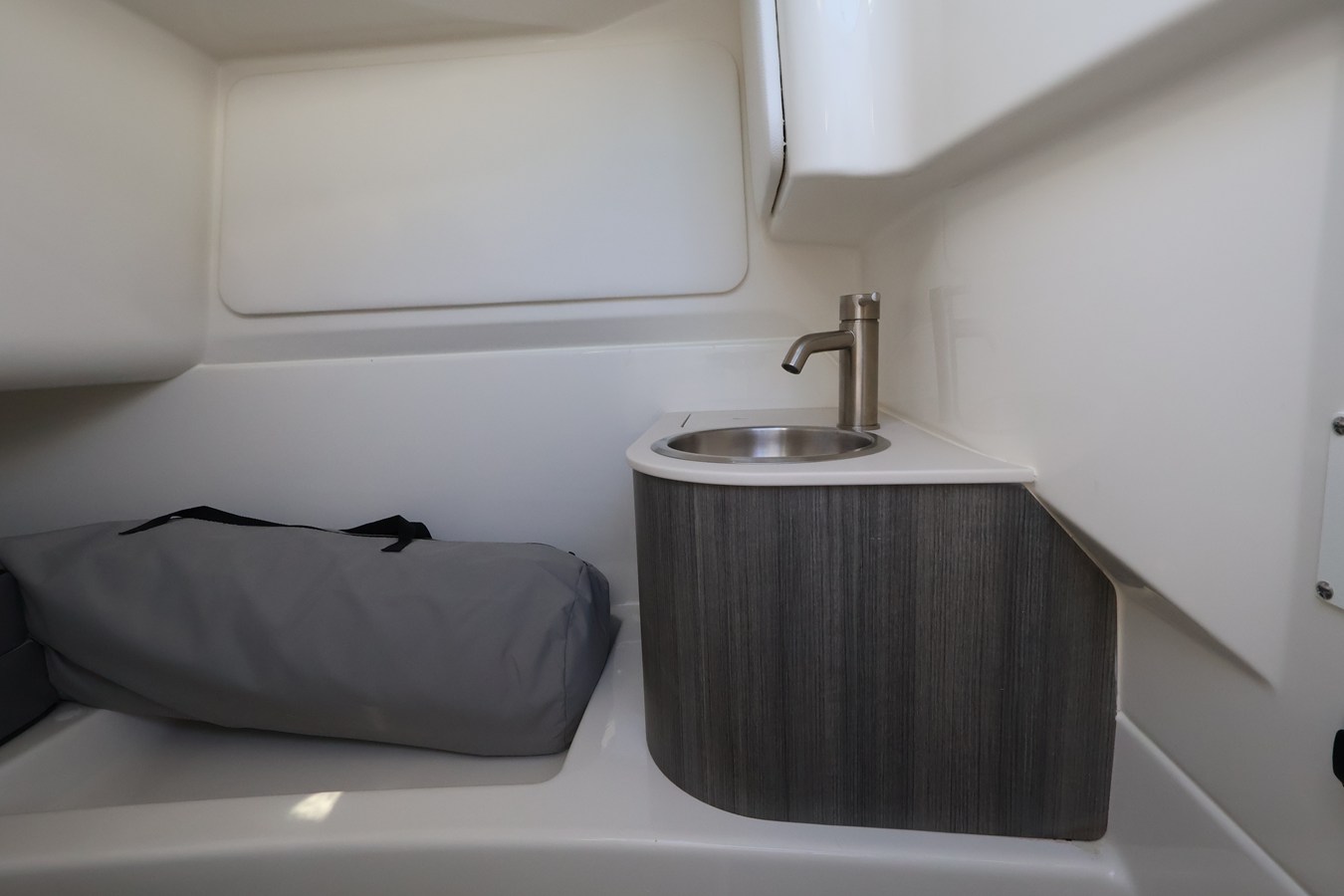 SEA RAY SDX 270 OUTBOARD, photo 30