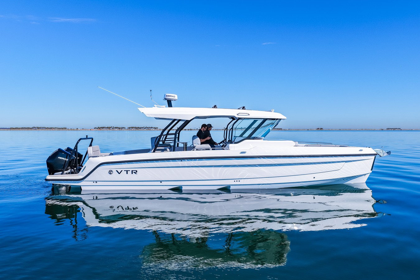 Cruisers Yachts 38 VTR — 2026 Cruisers Yachts 38 VTR — photo 2