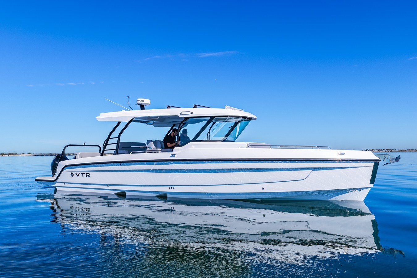 Cruisers Yachts 38 VTR — 2026 Cruisers Yachts 38 VTR — photo 3
