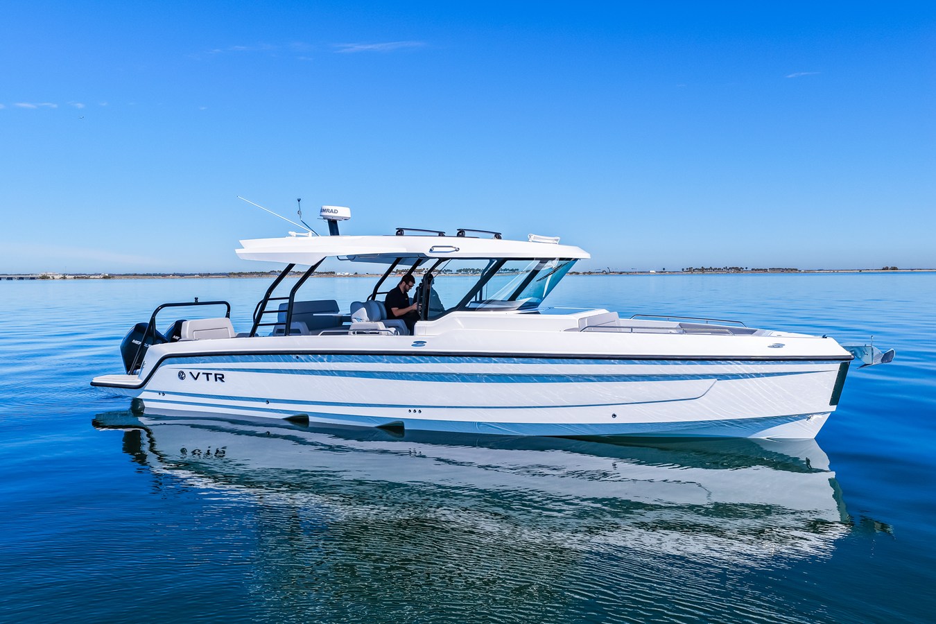 Cruisers Yachts 38 VTR — 2026 Cruisers Yachts 38 VTR — photo 4
