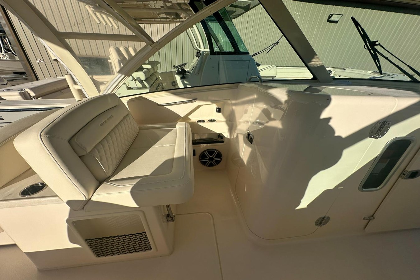 GRADY-WHITE FREEDOM 325, photo 18