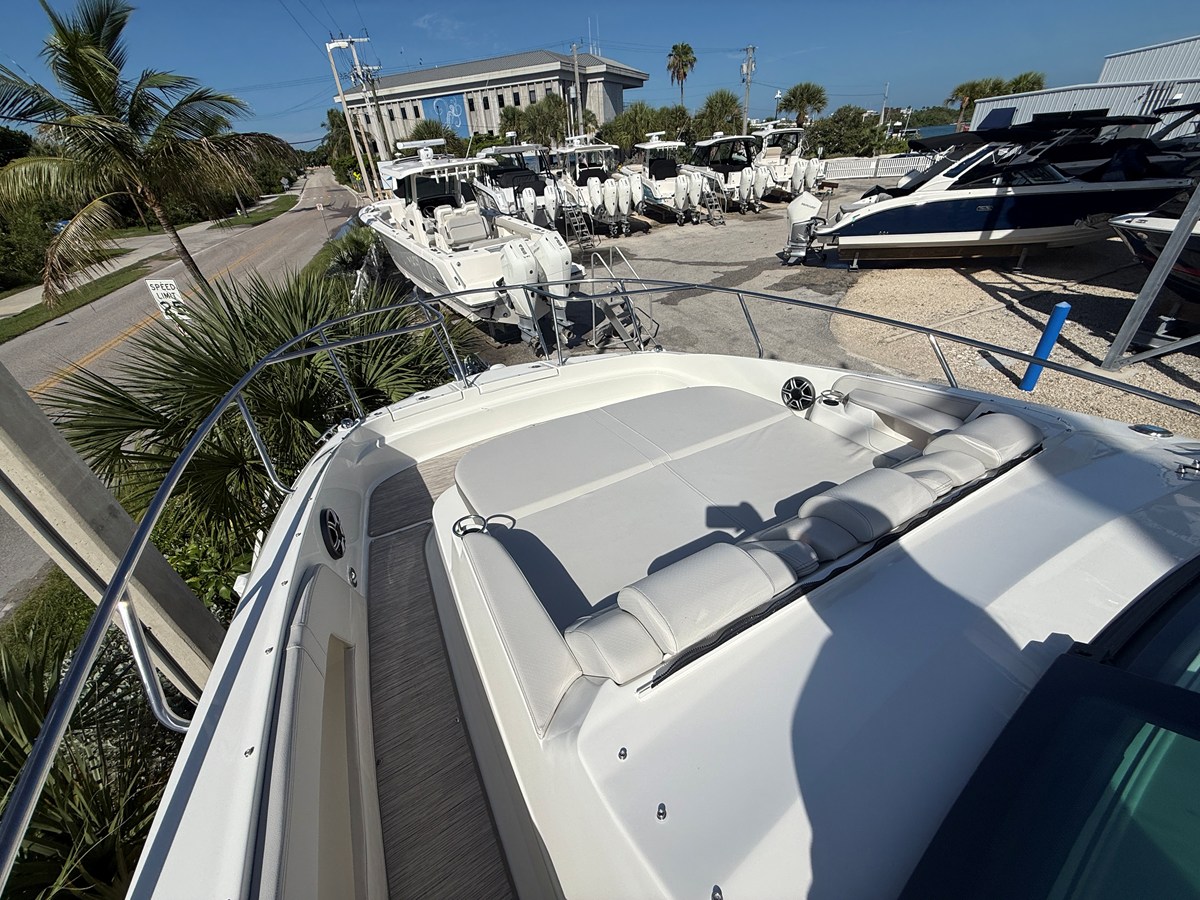 SEA RAY SUNDANCER 320 OUTBOARD, photo 5