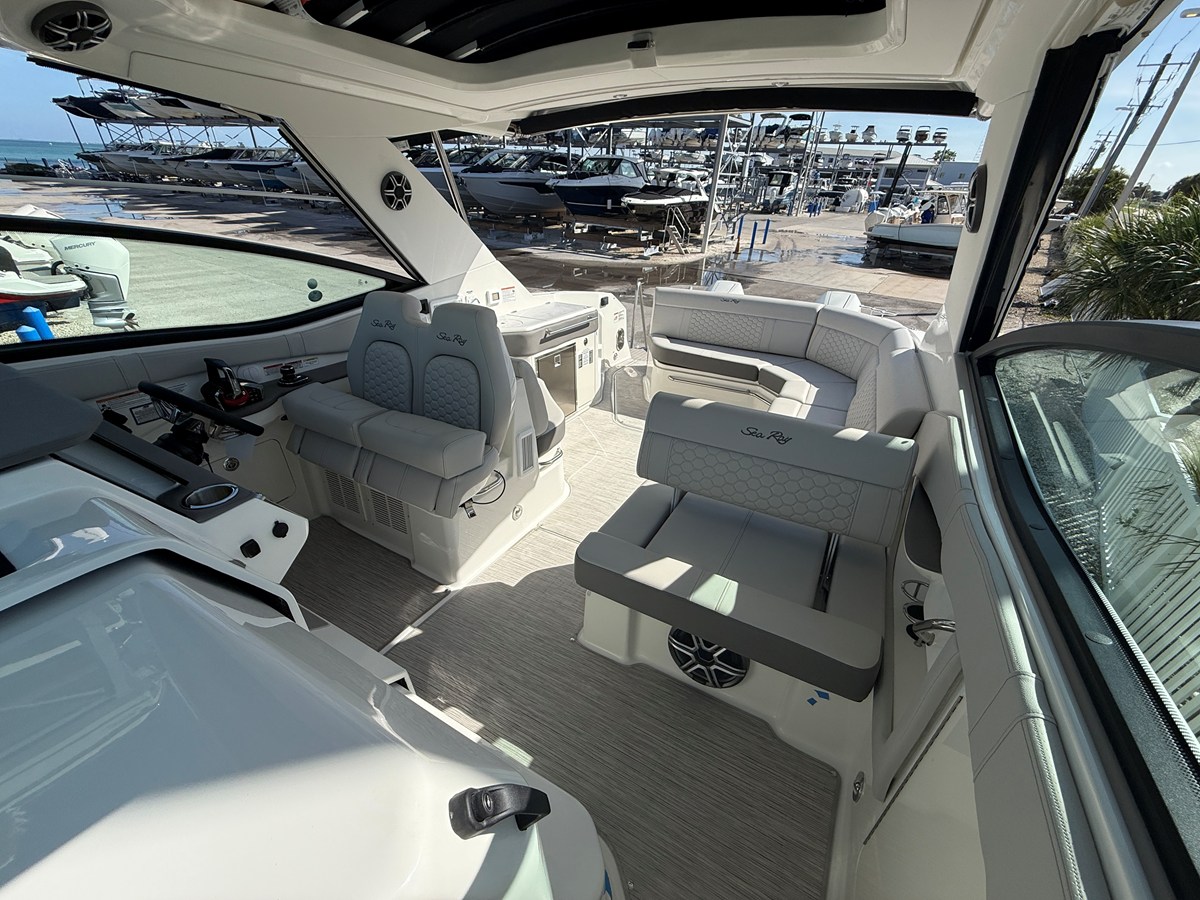 SEA RAY SUNDANCER 320 OUTBOARD, photo 8