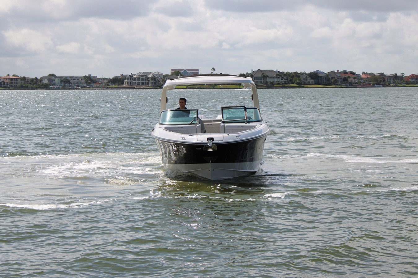 SEA RAY SLX 310 OUTBOARD, photo 3