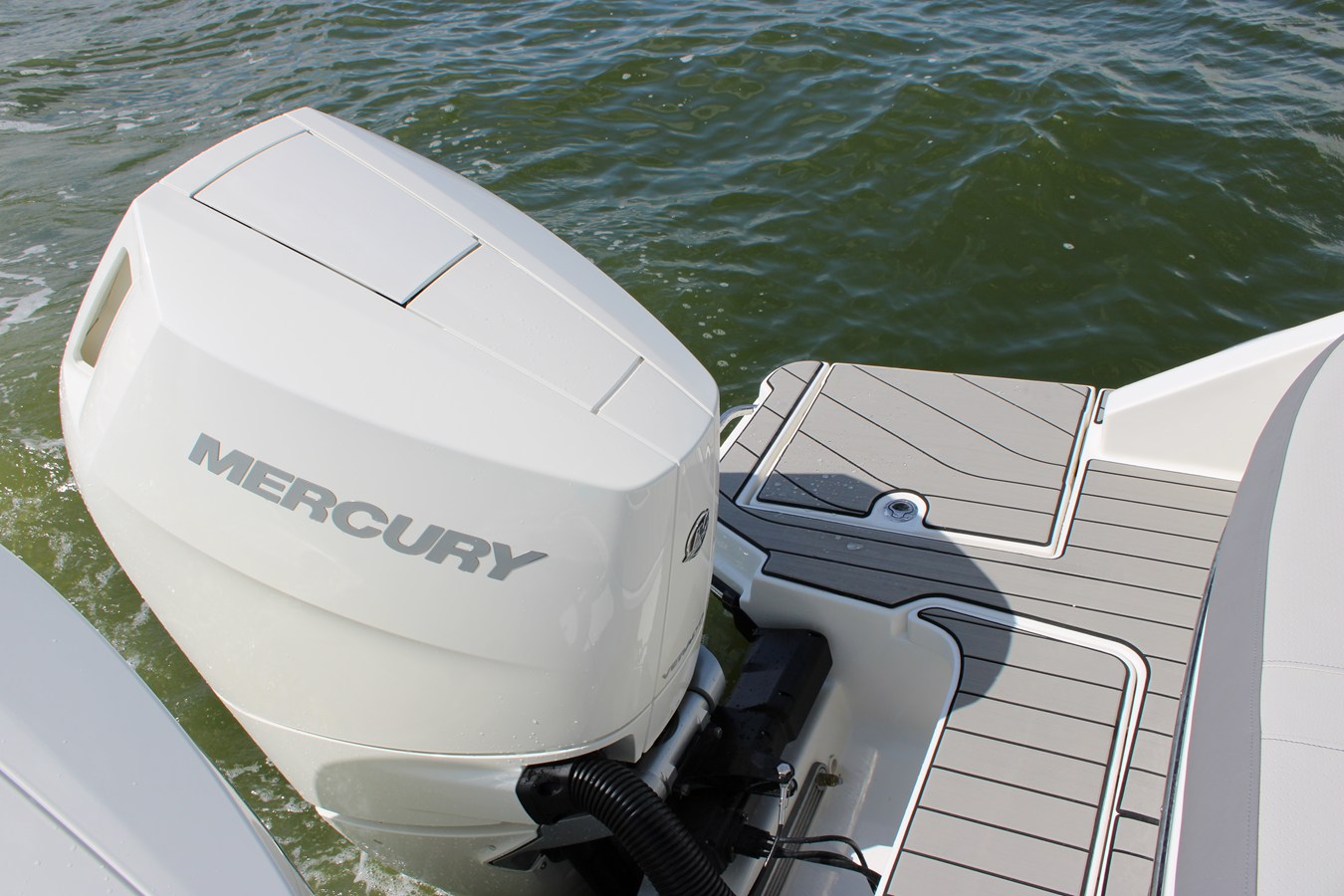 SEA RAY SLX 310 OUTBOARD, photo 16