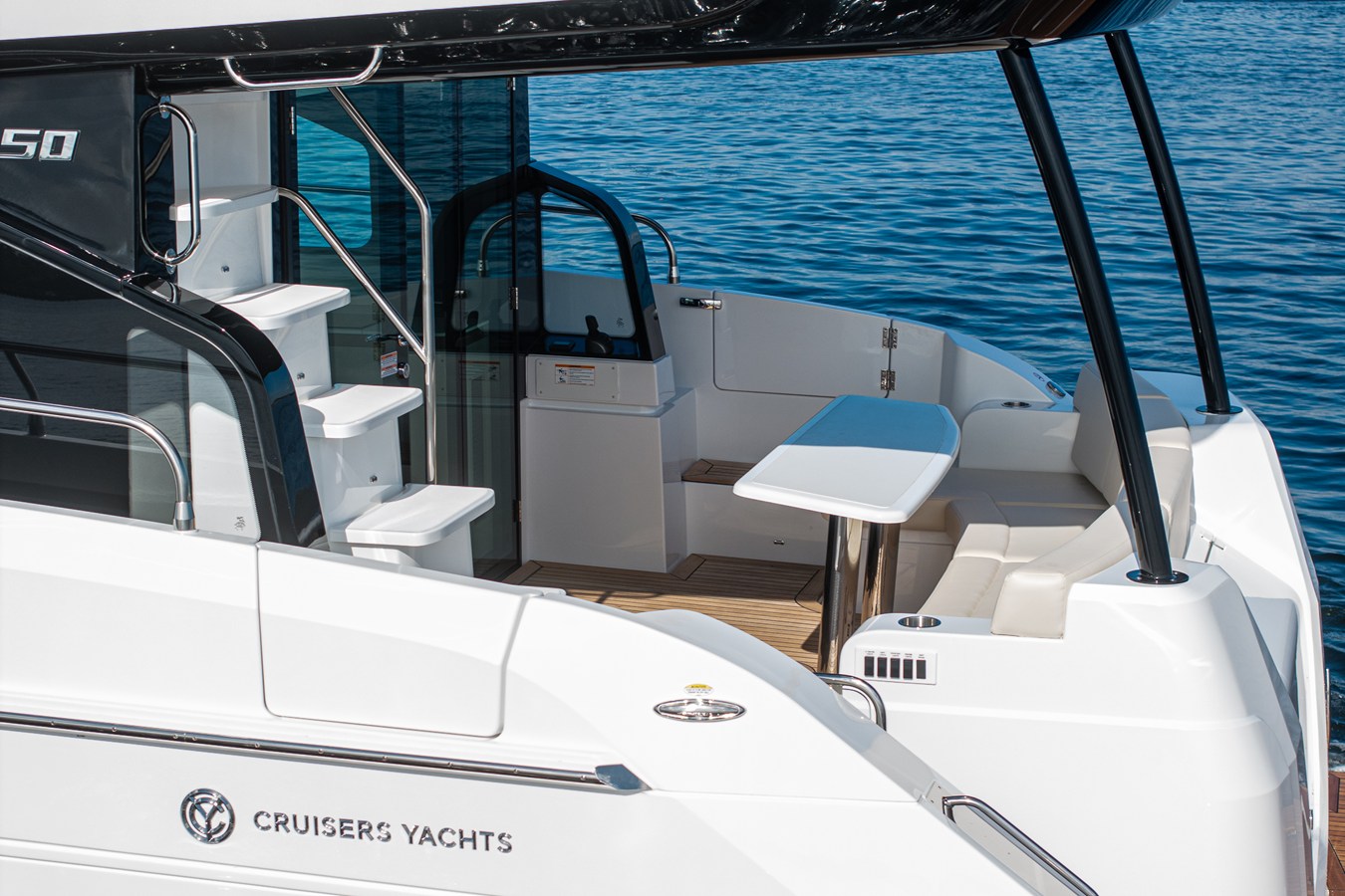 CRUISERS YACHTS 50 FLY, photo 14