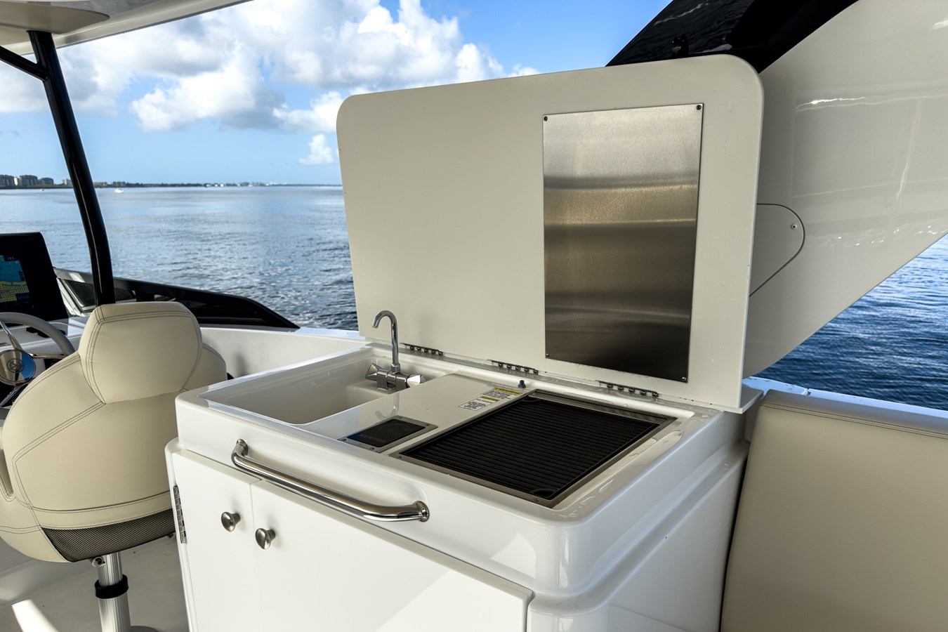 CRUISERS YACHTS 50 FLY, photo 71