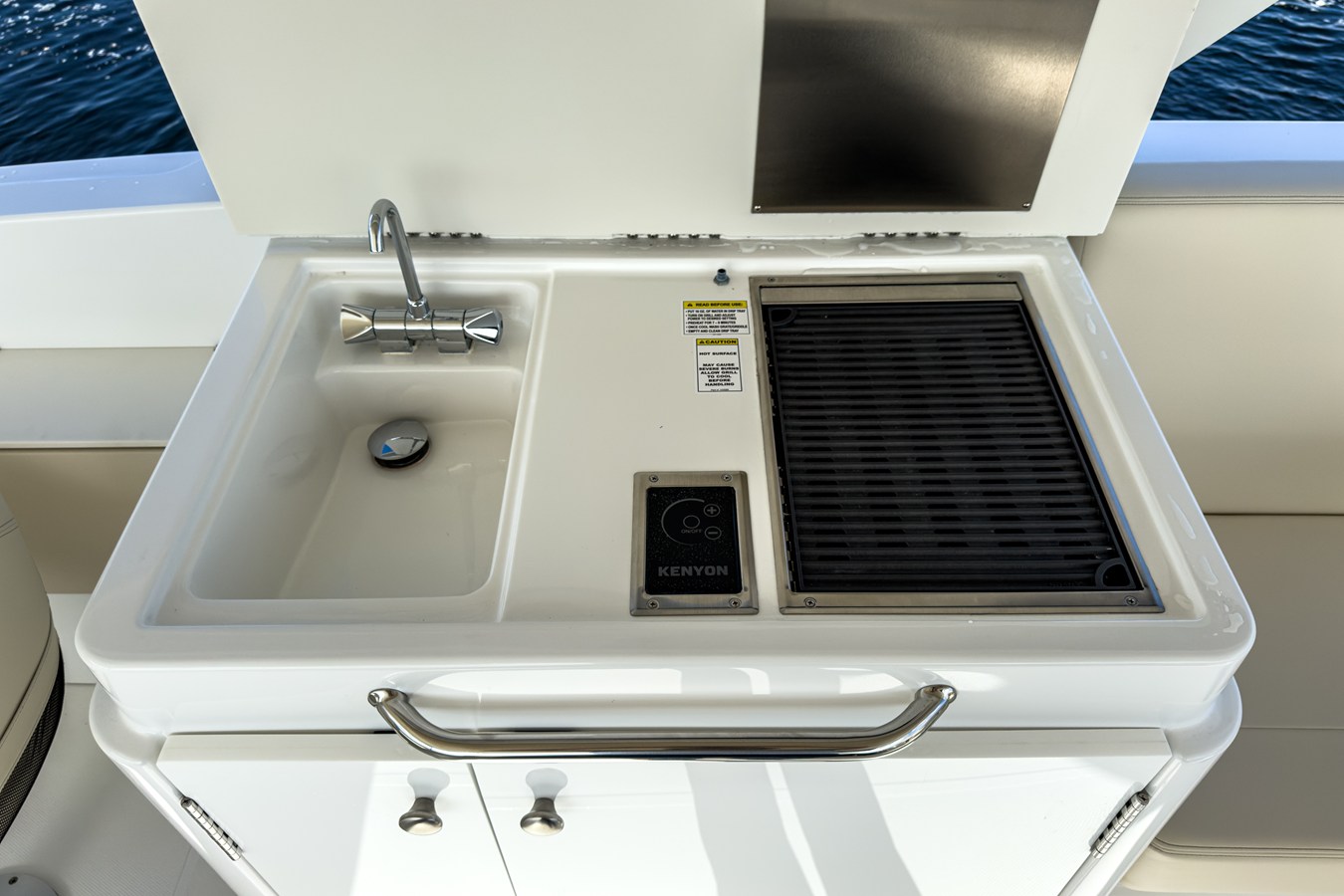 CRUISERS YACHTS 50 FLY, photo 72