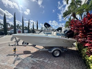 BOSTON WHALER 130 SUPER SPORT