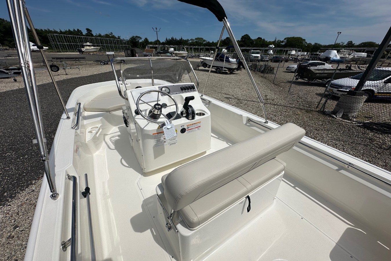 BOSTON WHALER 170 MONTAUK, photo 5