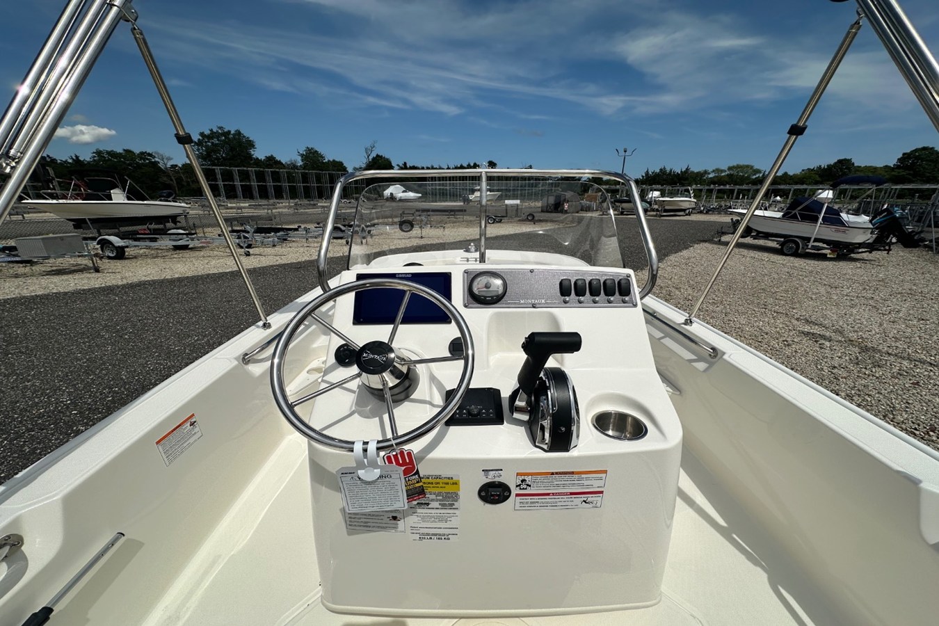 BOSTON WHALER 170 MONTAUK, photo 7