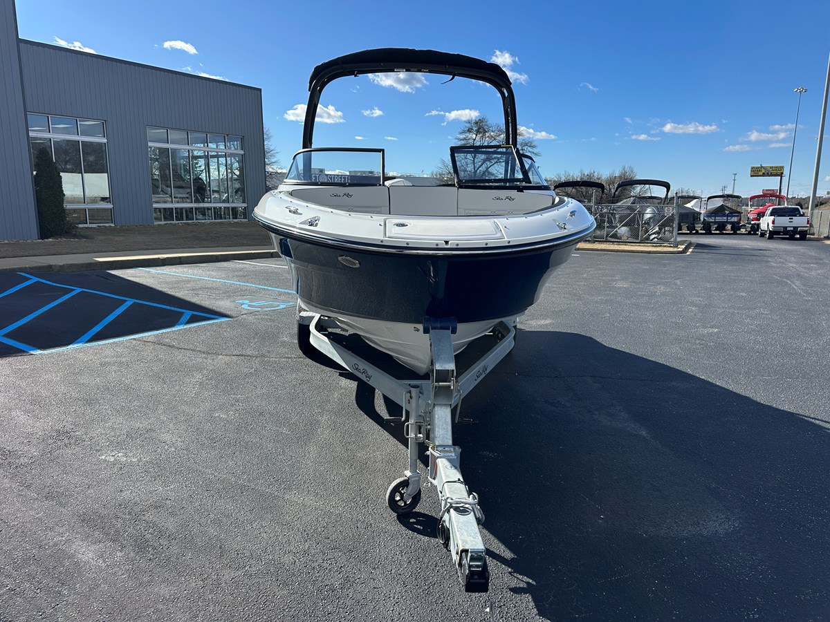 SEA RAY SPX 210 OUTBOARD, photo 2