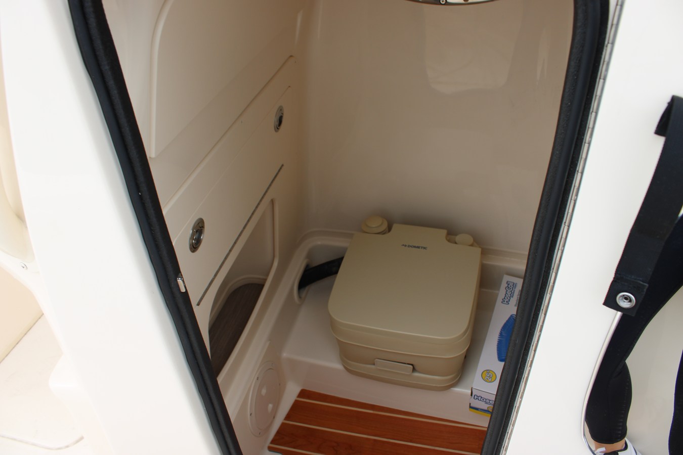 GRADY-WHITE 231 CE, photo 32