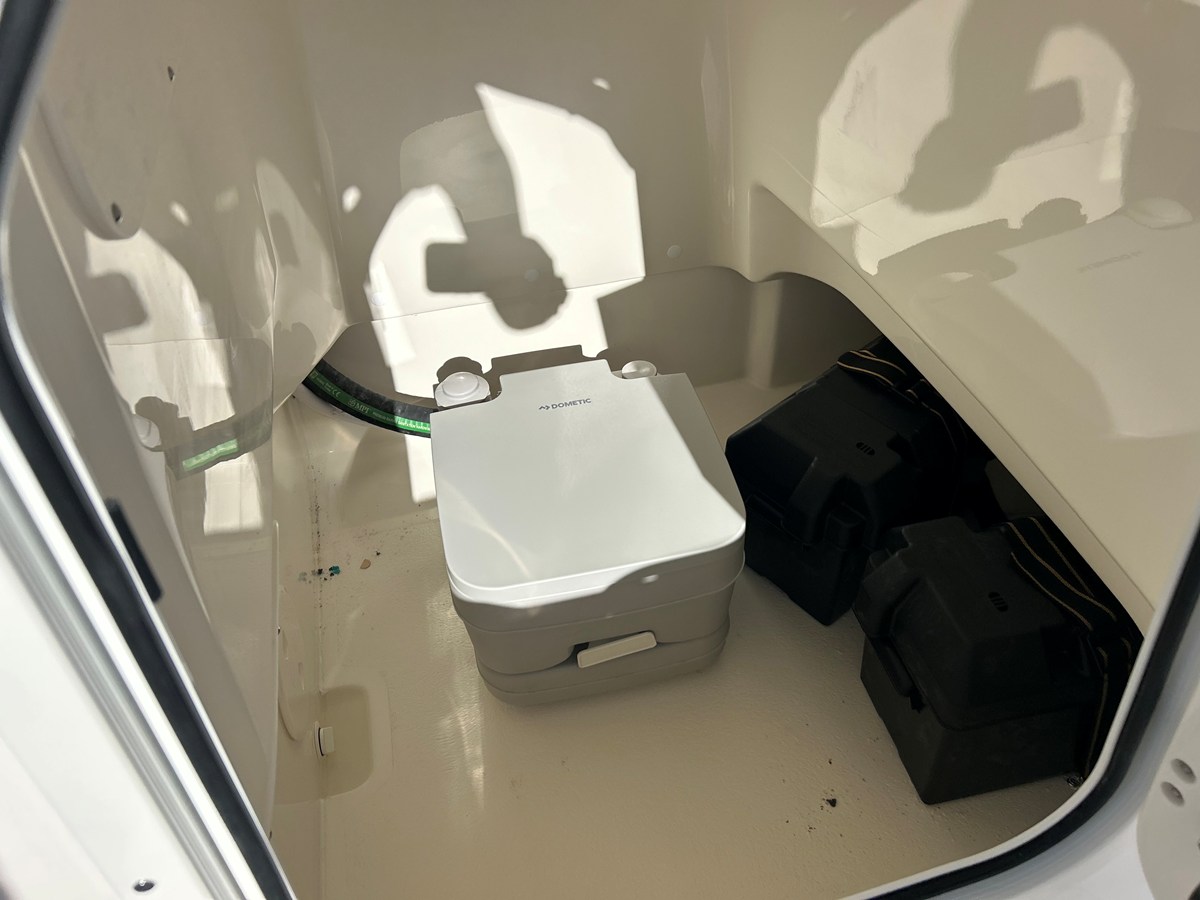 BOSTON WHALER 210 MONTAUK, photo 20