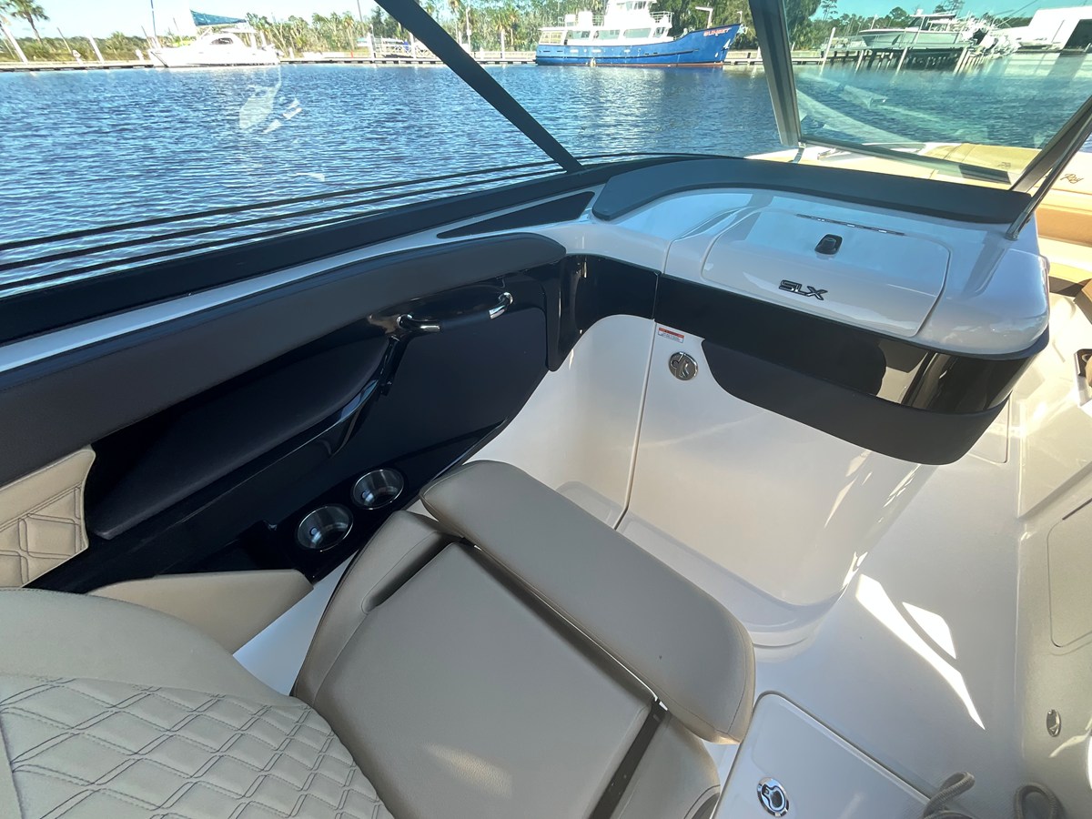SEA RAY SLX 260 OUTBOARD, photo 7