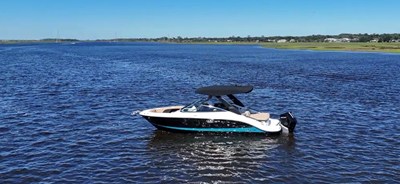 SEA RAY SLX 260 OUTBOARD