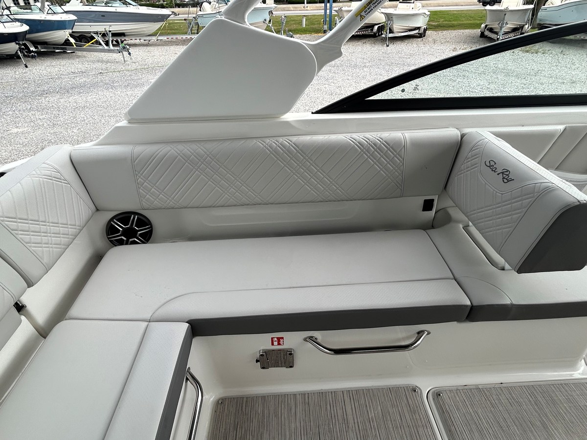 SEA RAY SDX 250 OUTBOARD, photo 13