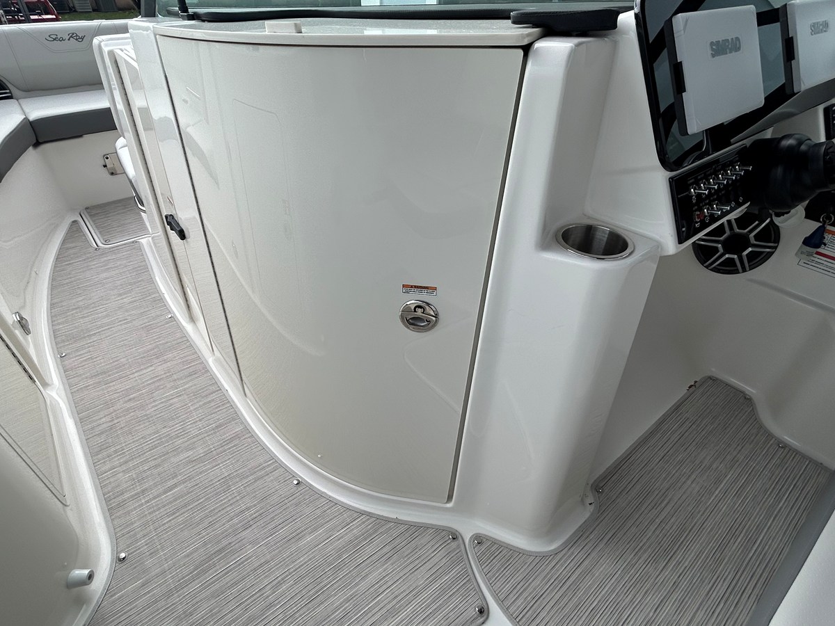 SEA RAY SDX 250 OUTBOARD, photo 15